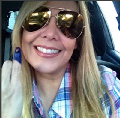 Farándula venezolana ejerció su derecho 8 1811 elaiza%20gil